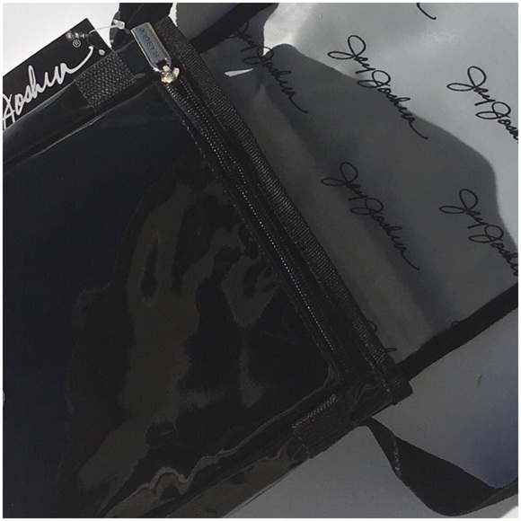 Fun Fashionable Messenger Bag NWT - Picture 4 of 6